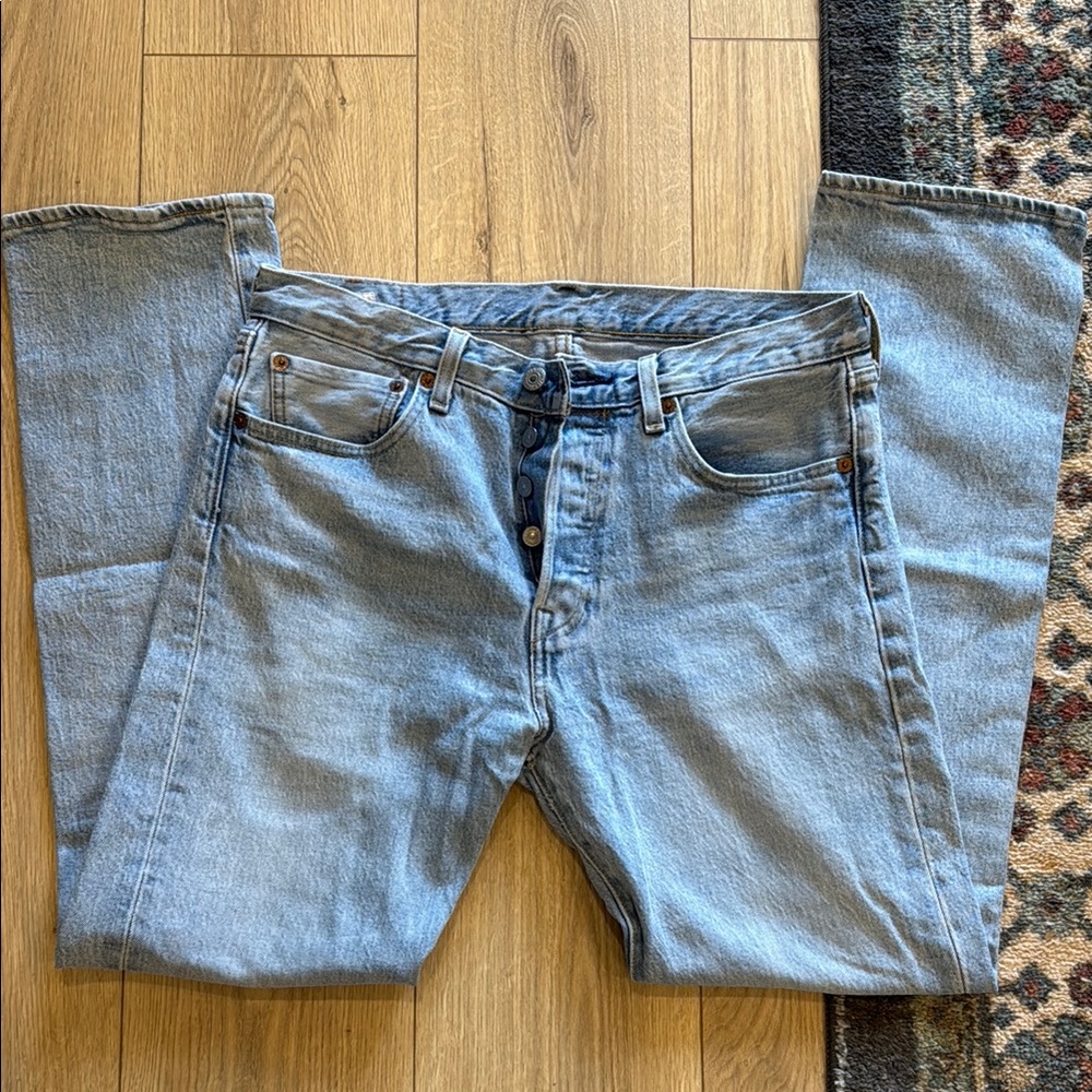 Classic Blue Levi Denim Jeans